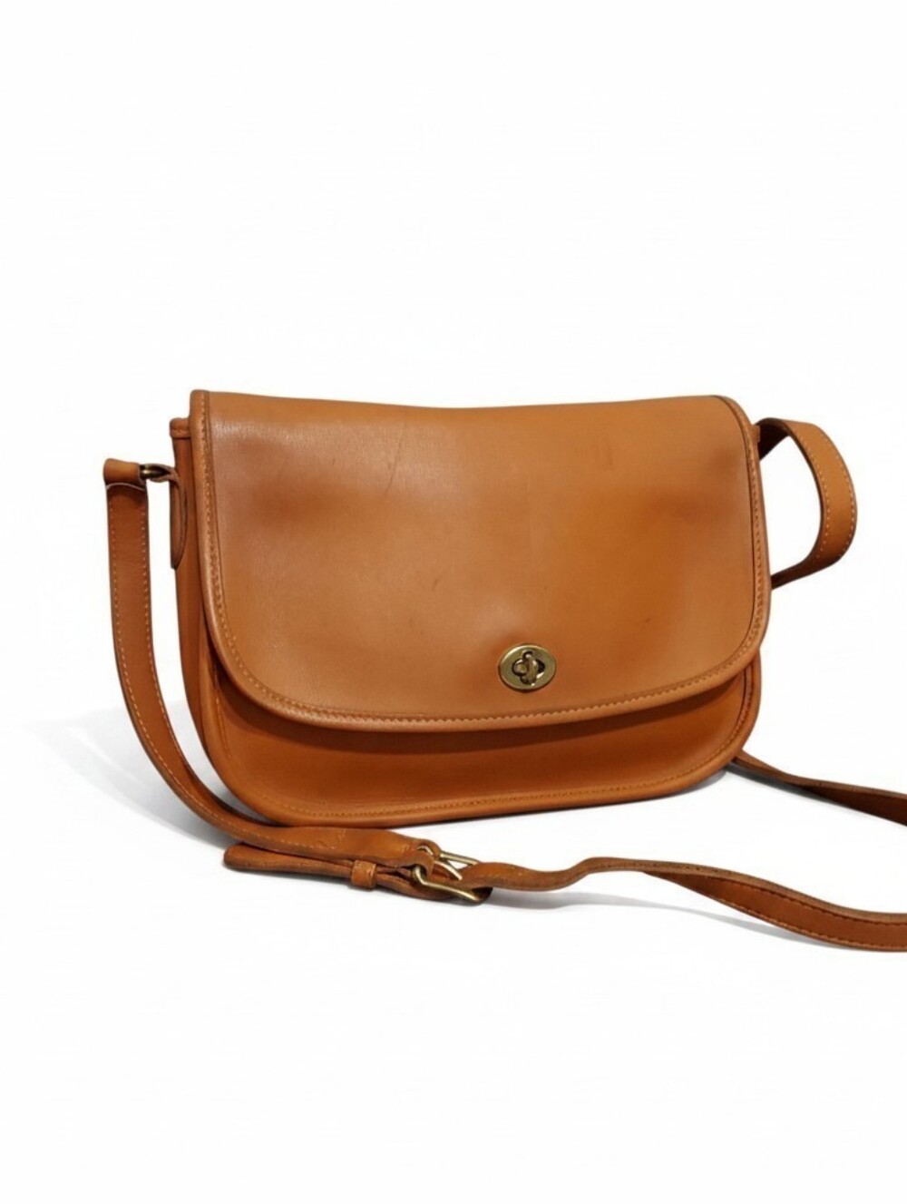Coach Vintage Flap City Bag W/ Brass Turnlock No. 9790 Gently Loved
